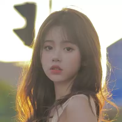 苍傲玉